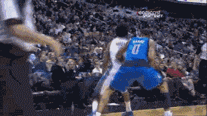 经纪人：那不勒斯今夏也有意博尼，但奥西利奥起了决定性作用（经纪人：那不勒斯夏窗亦有意博尼，奥西利奥扮演关键角色）