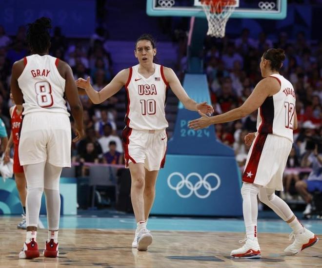 意天空：国米前锋博尼身患流感，将缺席对阵比萨的比赛（意天空：国米前锋博尼因流感无缘对阵比萨）