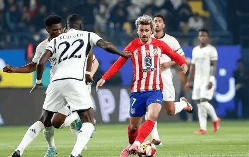 15场11球！19岁亿元小妖搅动冬窗，利物浦抢得赢吗？